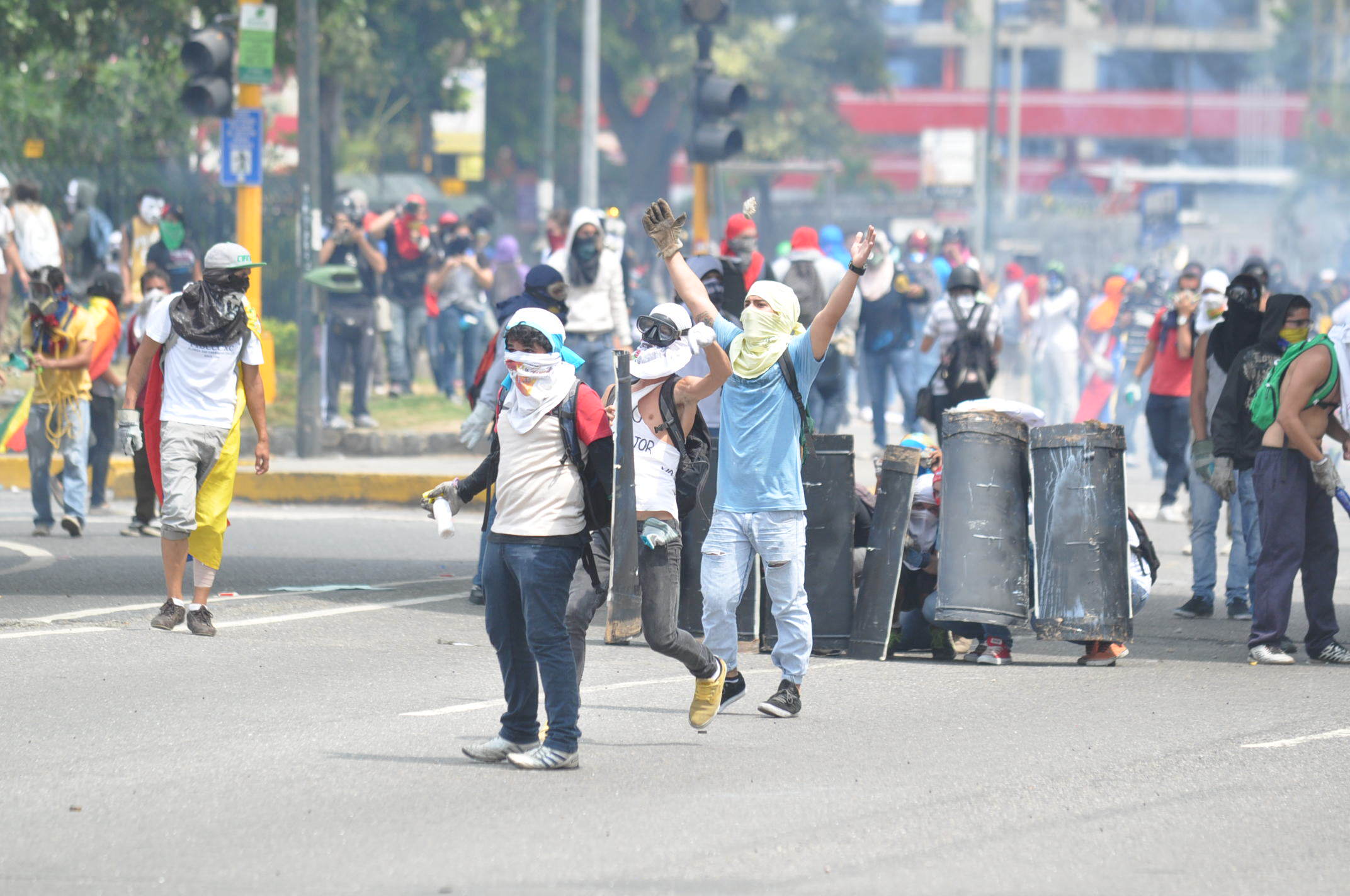 Represion en Venezuela Las MEercedes PNB 12-05-2014 (8)