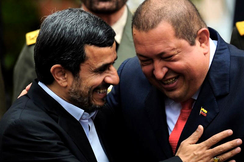 Mahmud-Ahmadinejad-y-Hugo-Chávez-Venezuela--3